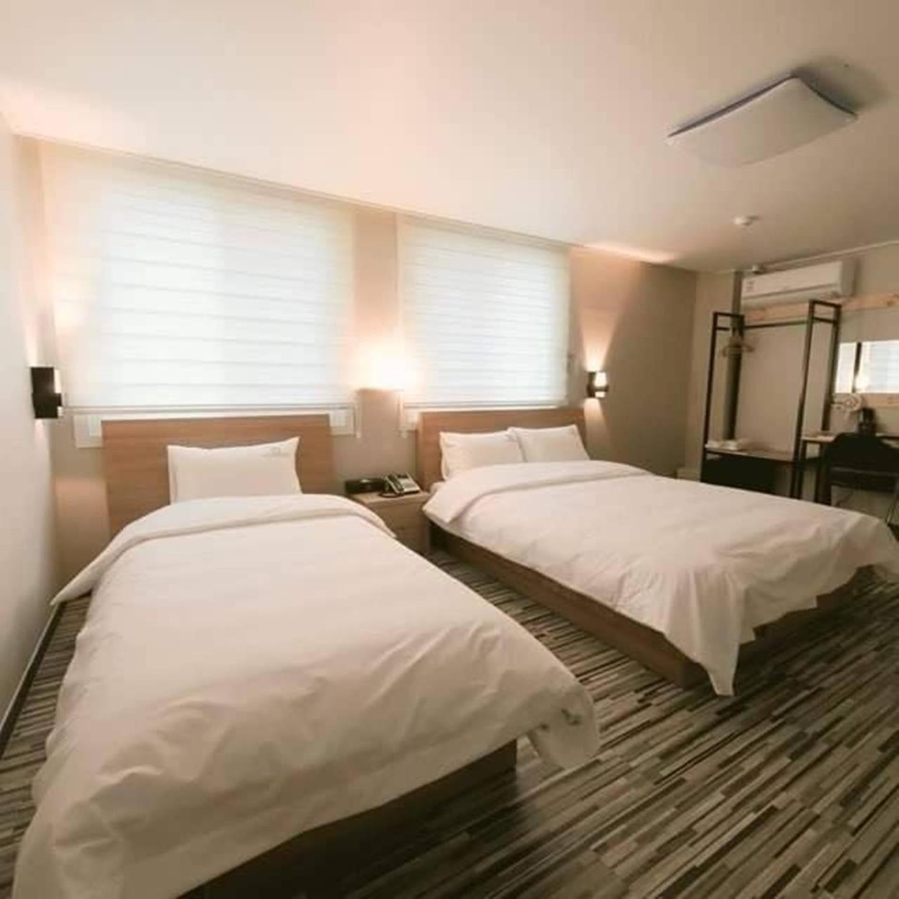 Stay Pohang Hotel Bagian luar foto