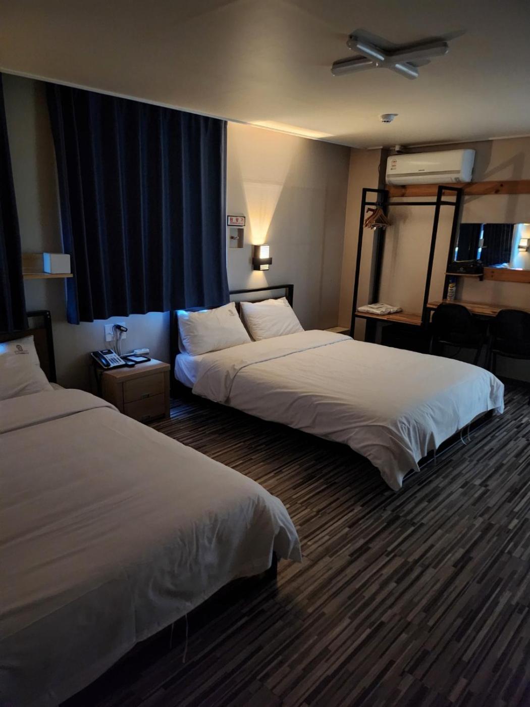 Stay Pohang Hotel Bagian luar foto